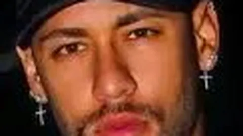 杨怡罗仲谦夫妻双双更名，引发生儿传闻